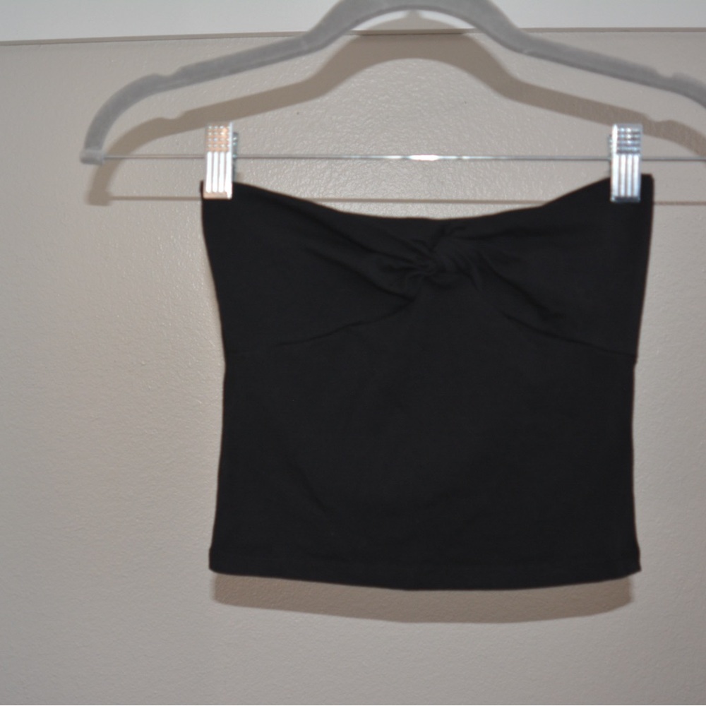 Elegant Black Knot-Front Crop Top
